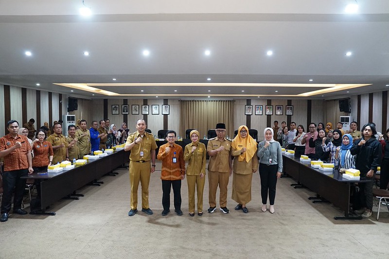 Foto bersama jajaran Pemkot Kediri dan Bank Indonesia